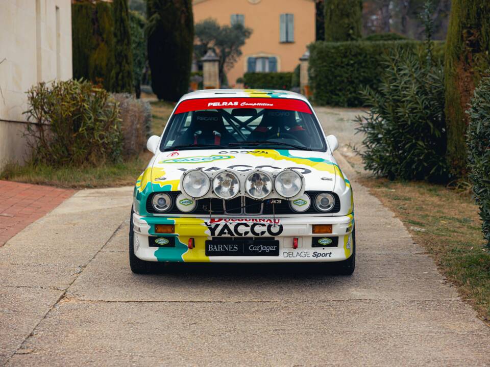 Image 3/56 de BMW M3 (1988)