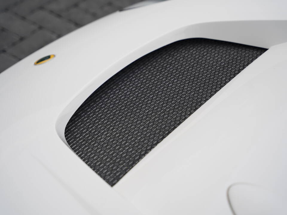 Image 40/50 of Lotus 2-Eleven GT4 (2009)