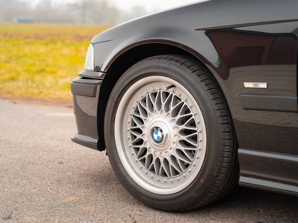 Bild 13/47 von BMW 323ti Compact (1998)