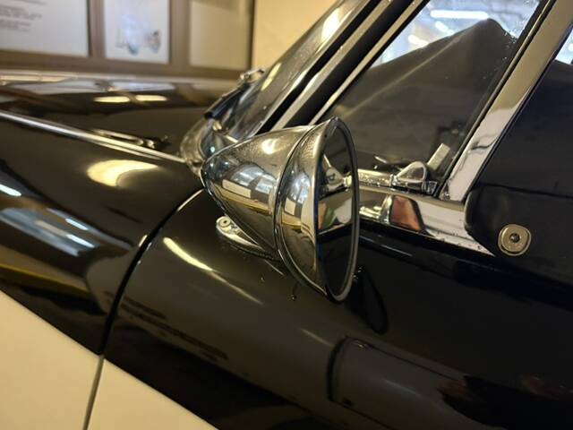 Image 19/27 de Austin-Healey 3000 Mk II (BJ7) (1964)