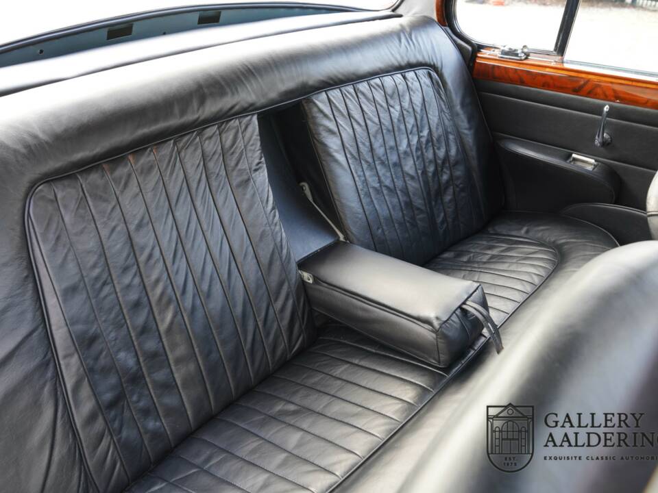 Bild 45/50 von Jaguar Mk II 3.8 (1962)