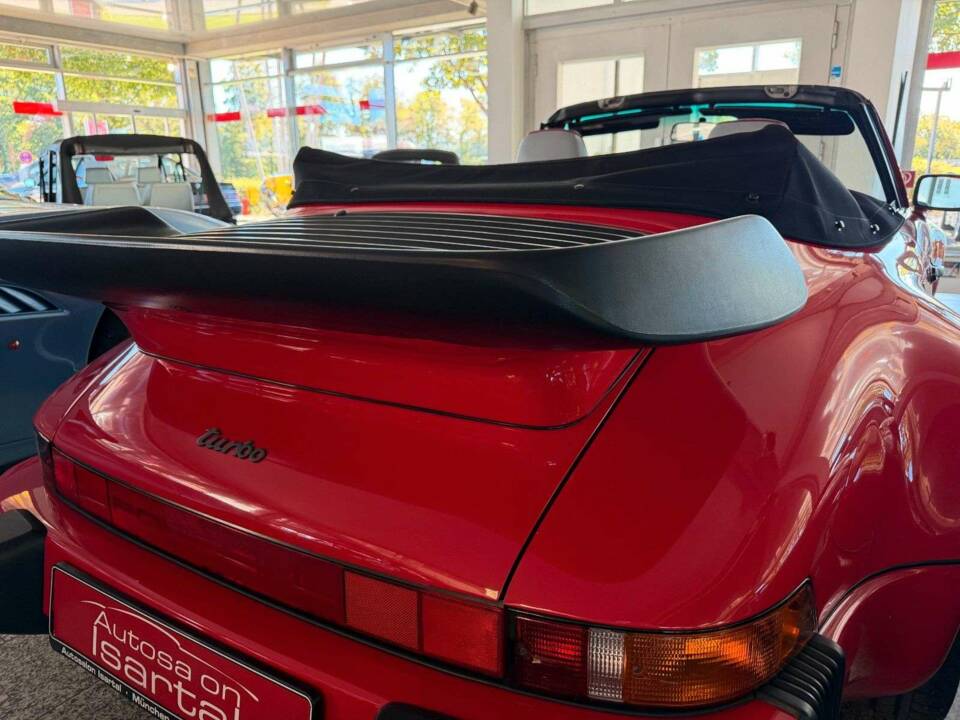 Bild 29/35 von Porsche 911 Turbo 3.3 (1987)