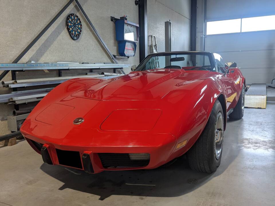 Image 23/50 of Chevrolet Corvette Stingray (1975)