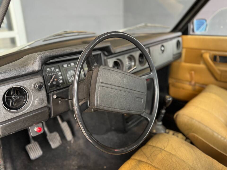 Imagen 14/19 de Volvo P 144 GL (1974)