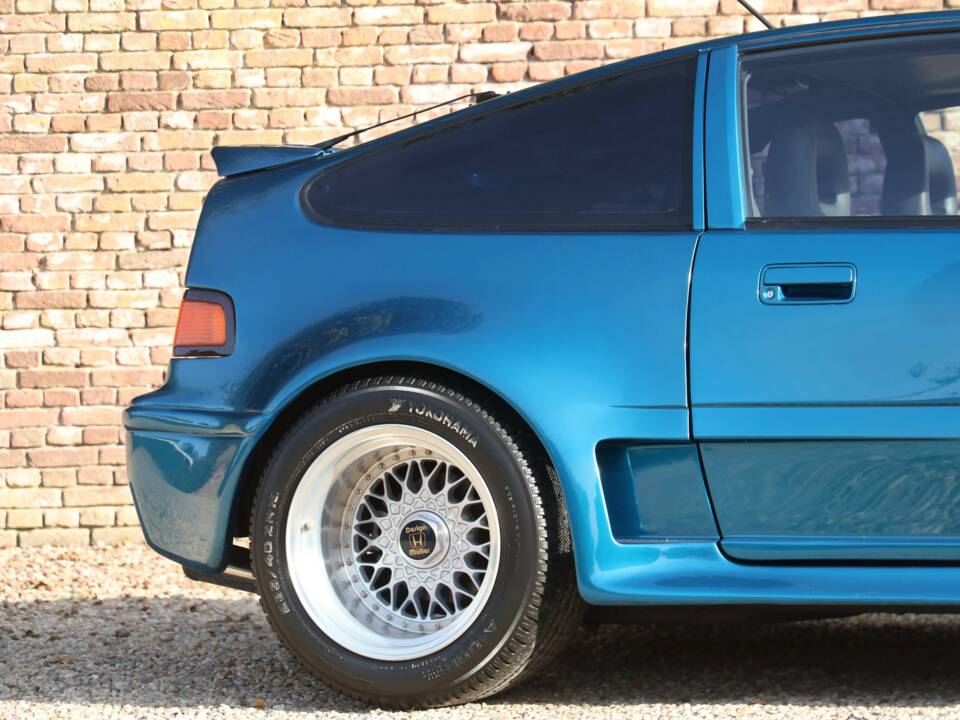 Bild 34/50 von Honda CRX 1.6 VTi (1992)