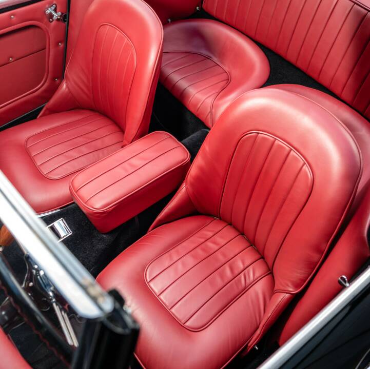 Image 47/50 of Austin-Healey 3000 Mk II (BN7) (1962)