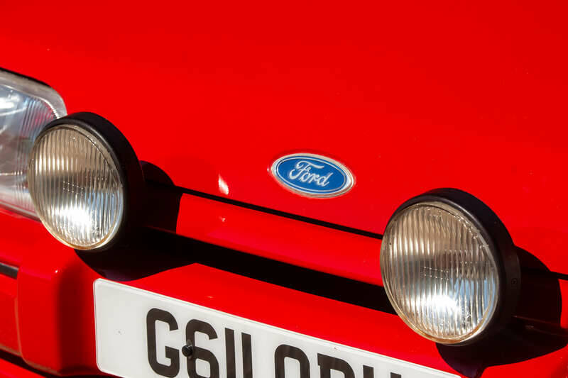 Image 42/50 of Ford Escort IV XR3i (1989)
