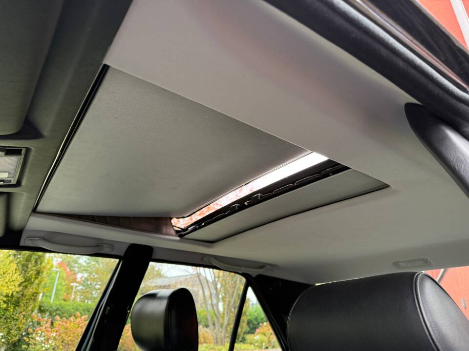 Bild 17/27 von Mercedes-Benz 500 E (1992)