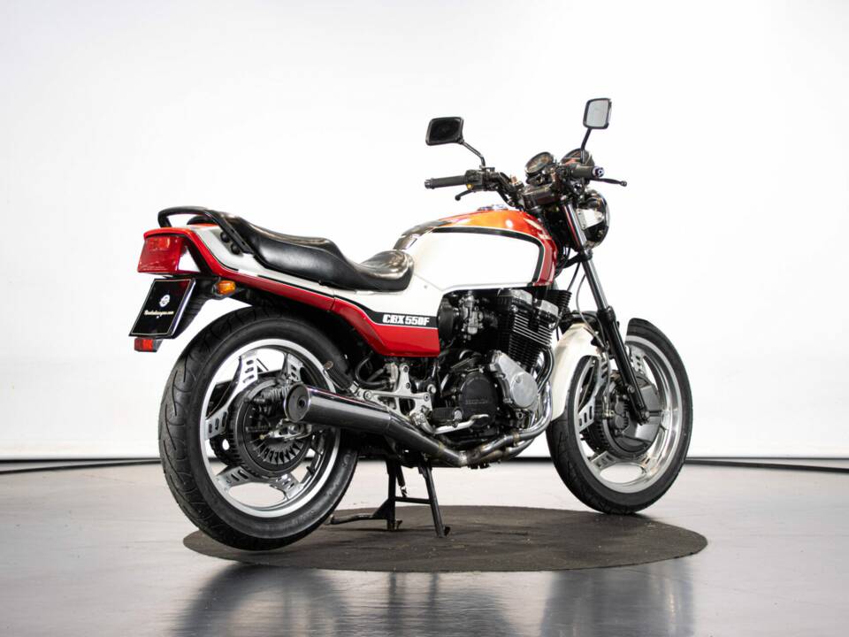 Image 4/50 of Honda CBX 550 F (1982)