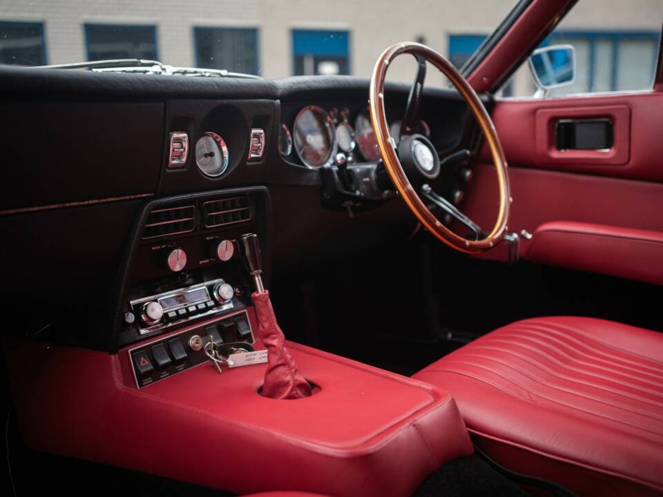 Bild 7/25 von Aston Martin DBS (1970)