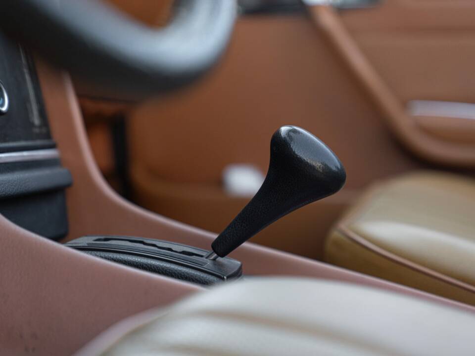 Bild 43/50 von Mercedes-Benz 450 SL (1977)