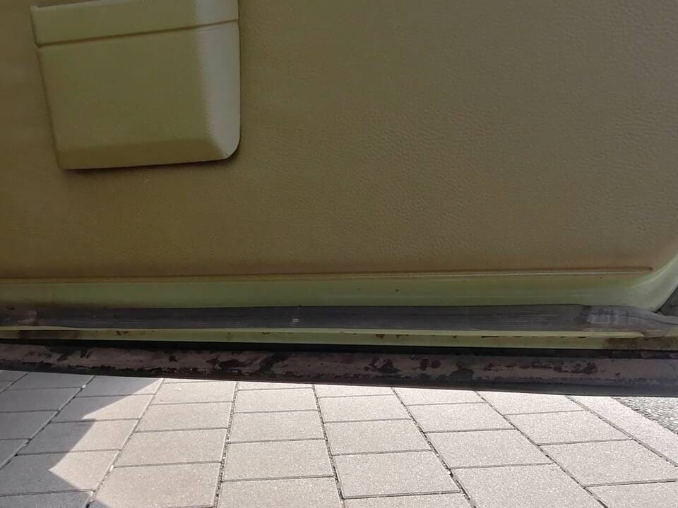 Immagine 53/55 di Mercedes-Benz 300 TD (1979)