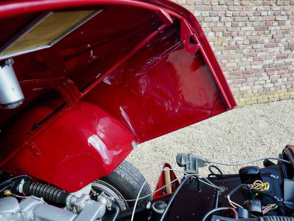 Imagen 32/50 de Aston Martin DB 2/4 Mk II DHC (1955)