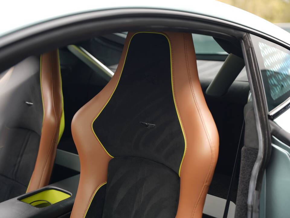 Bild 18/50 von Aston Martin V12 Vantage AMR (2017)