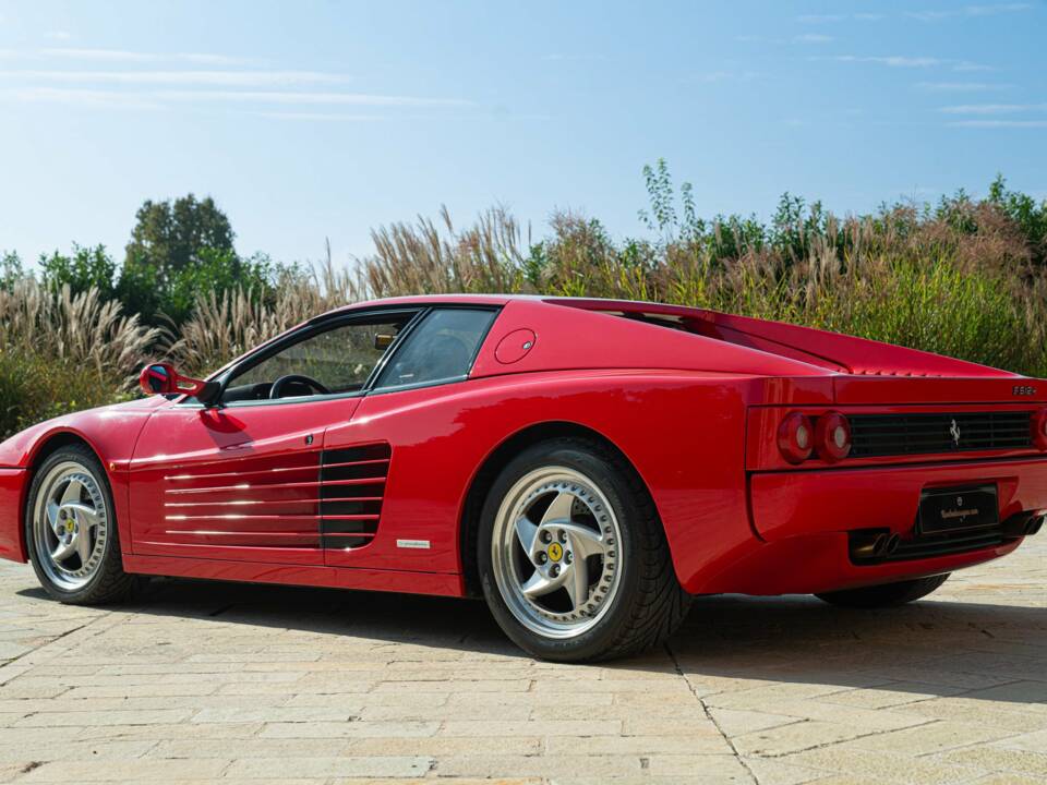 Imagen 6/50 de Ferrari 512 M (1996)