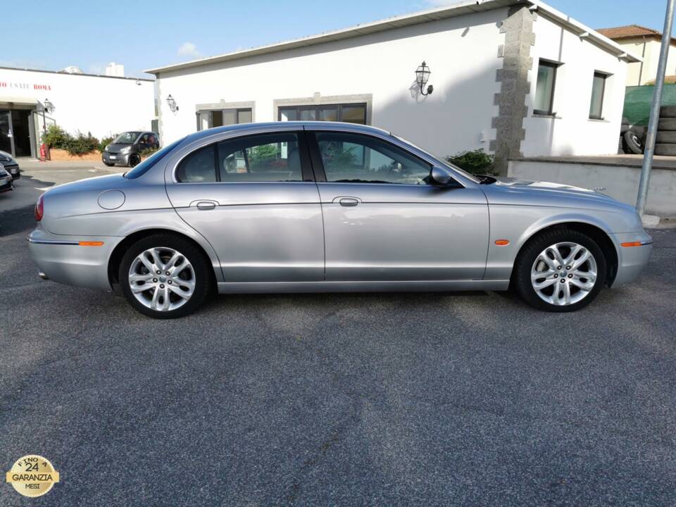 Image 44/47 de Jaguar S-Type 2.5 V6 (2005)