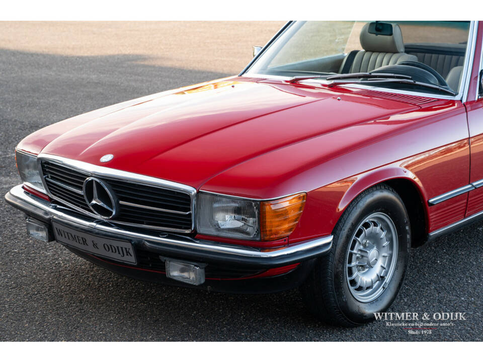 Immagine 20/28 di Mercedes-Benz 500 SL (1984)