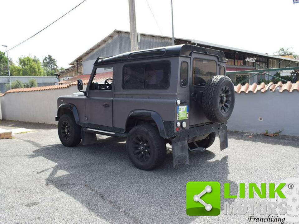 Bild 3/10 von Land Rover Defender 90 (1997)