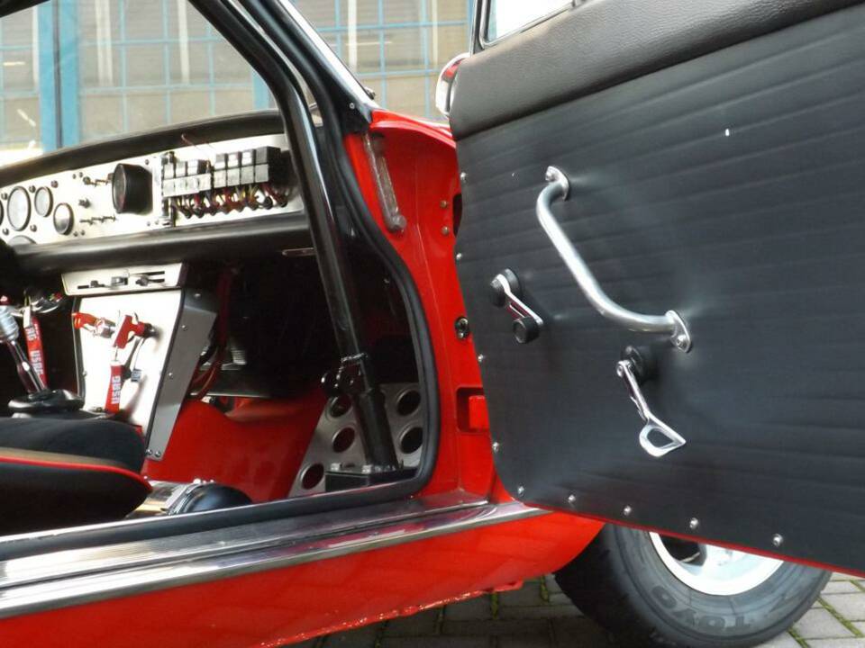 Image 20/50 of FIAT 124 Sport Coupe (1967)