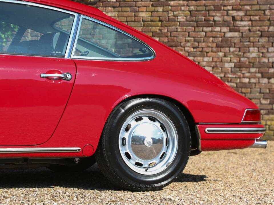 Immagine 37/50 di Porsche 912 (1966)