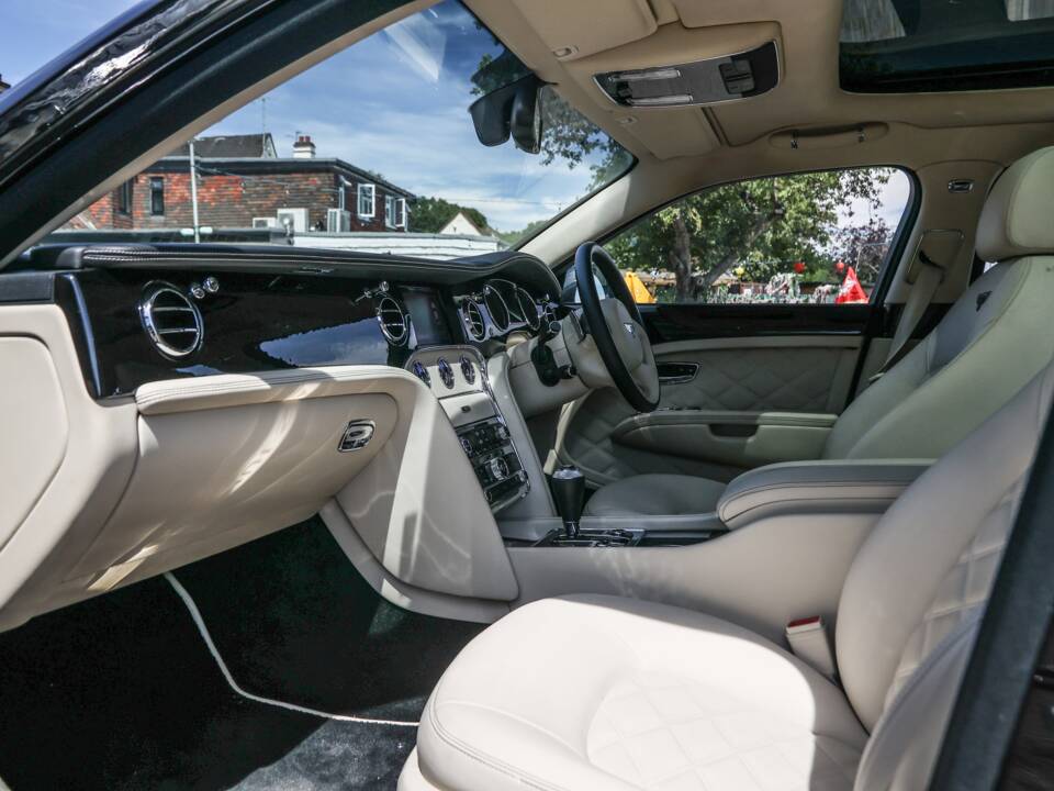 Immagine 27/44 di Bentley Mulsanne (2012)