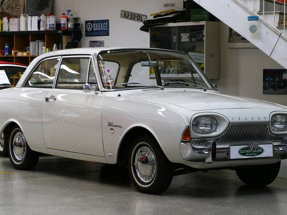 Image 2/15 de Ford Taunus 17m 1500 (1964)