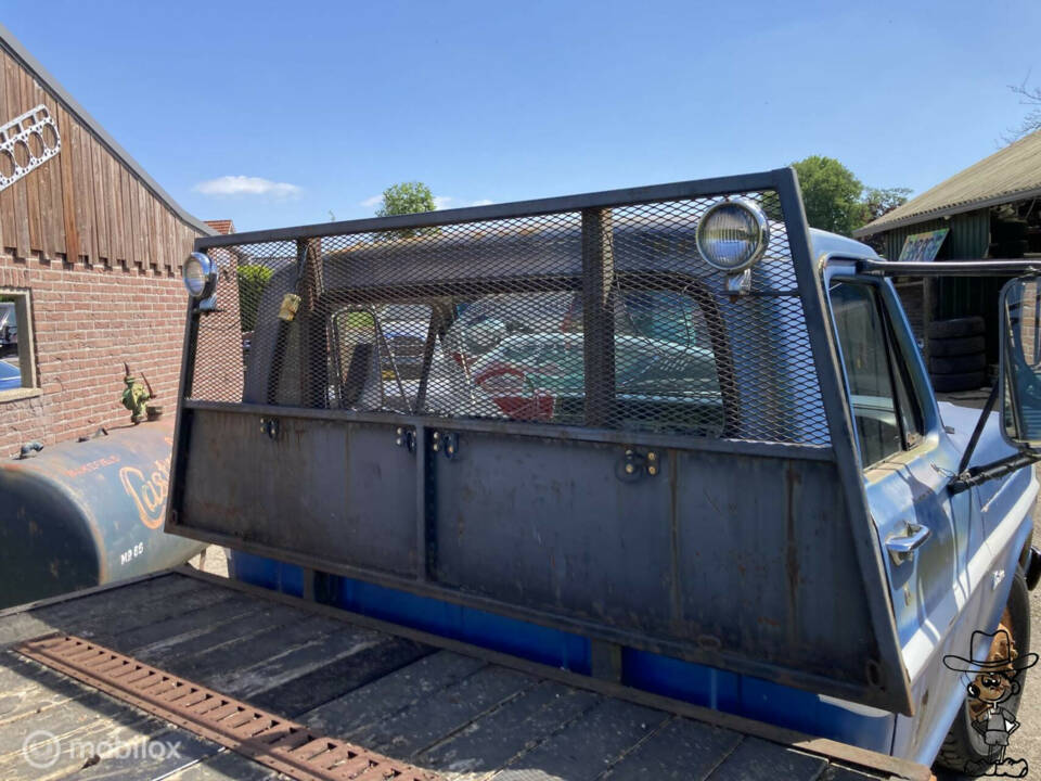 Image 8/27 of Ford F-350 (1971)