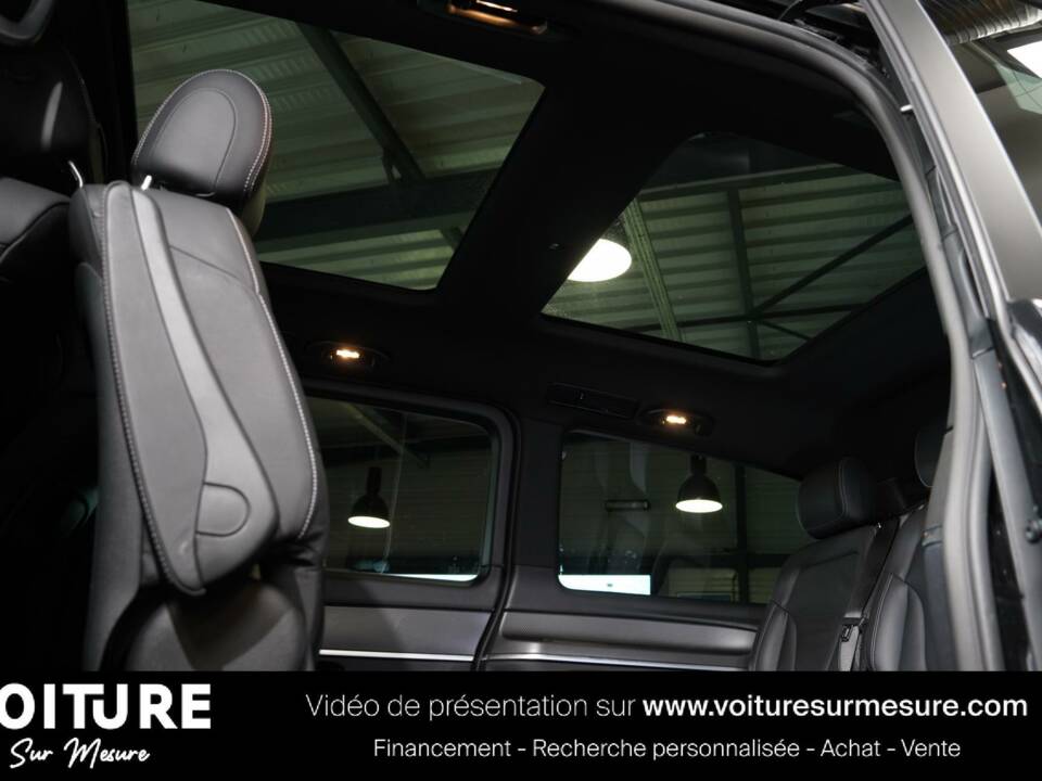 Bild 13/24 von Mercedes-Benz V 300 d 4MATIC (2023)