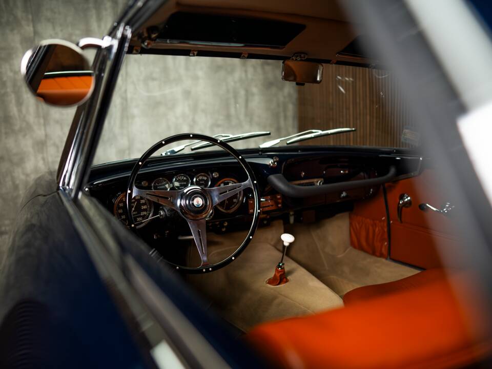 Image 38/92 of Maserati 3500 GT Touring (1957)