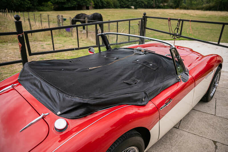 Image 12/35 of Austin-Healey 3000 Mk II (BJ7) (1963)