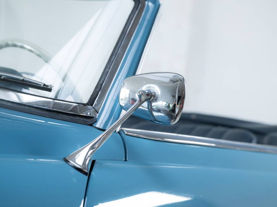 Image 30/40 of Mercedes-Benz 190 SL (1962)