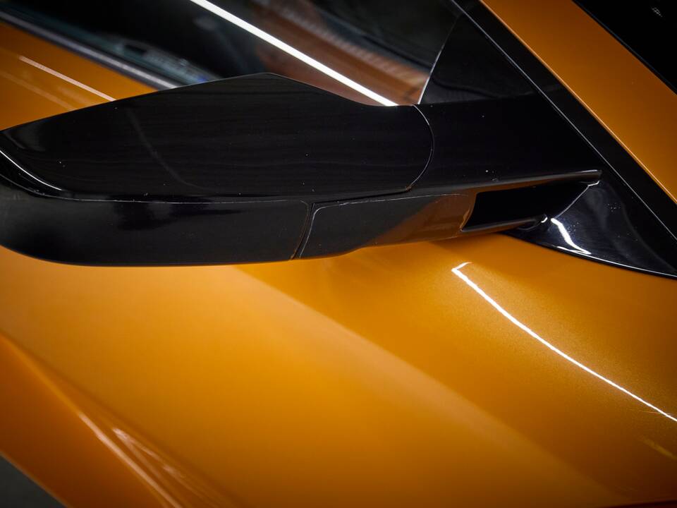 Image 33/99 of Lamborghini Murciélago (2003)