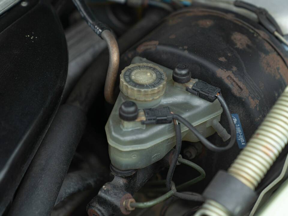 Image 50/50 de Mercedes-Benz 500 SLC (1984)