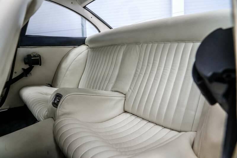 Bild 25/30 von Ferrari 330 GT 2+2 (1964)