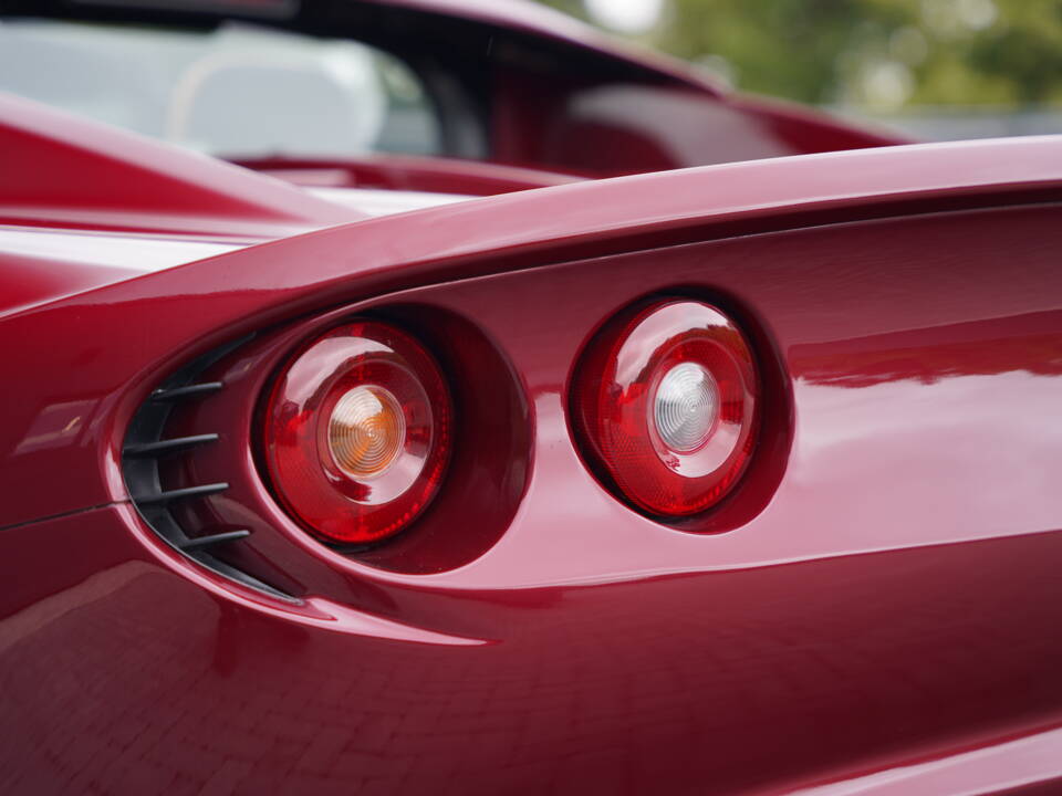 Immagine 45/50 di Lotus Elise 111R (2004)