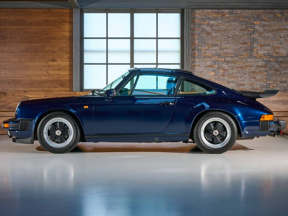 Bild 2/34 von Porsche 911 Carrera 3.2 (1985)