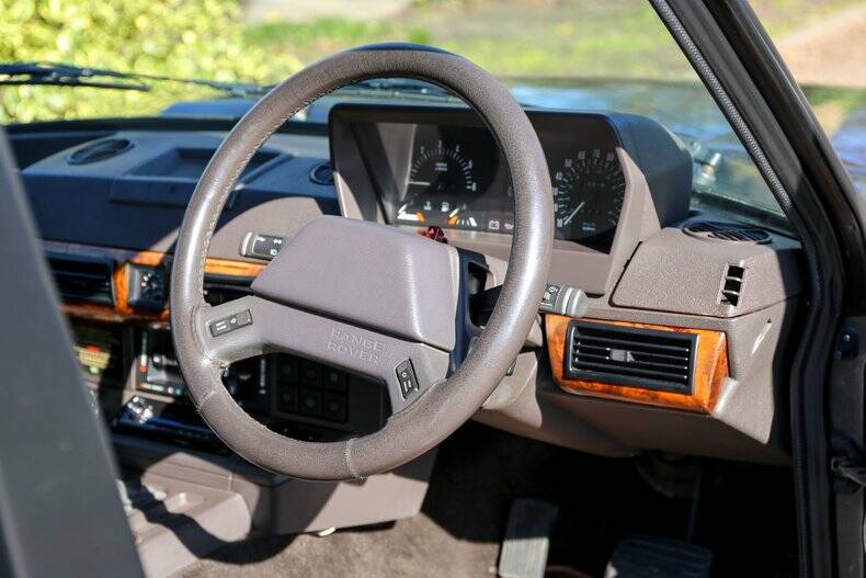 Immagine 6/50 di Land Rover Range Rover Vogue LSE (1994)
