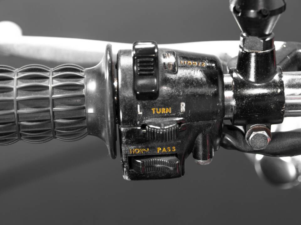 Bild 31/40 von Kawasaki DUMMY (1975)