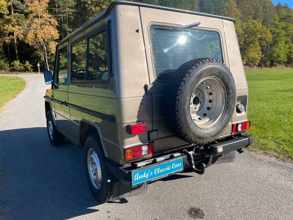 Image 7/39 of Mercedes-Benz 230 GE (SWB) (1986)