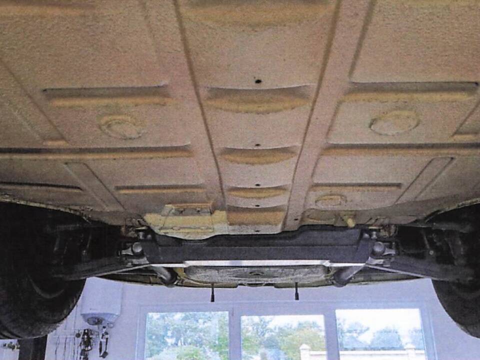 Image 20/21 of Porsche 911 2.4 S "Oilflap" (1972)