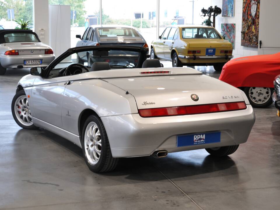 Image 28/32 of Alfa Romeo Spider 3.0 V6 24V (2002)