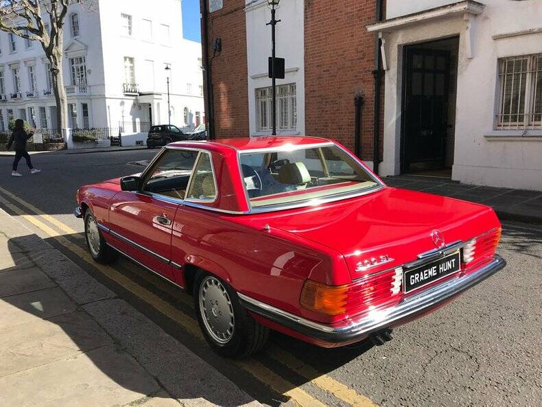 Image 27/38 of Mercedes-Benz 300 SL (1987)