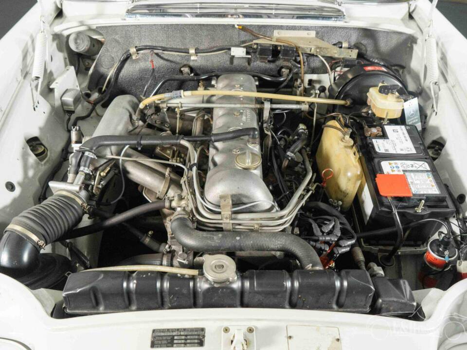 Bild 19/19 von Mercedes-Benz 280 SE (1973)