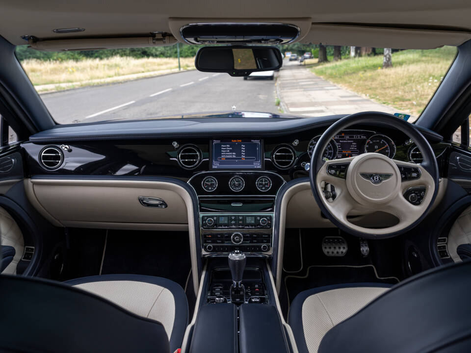 Bild 15/40 von Bentley Mulsanne Speed (2015)