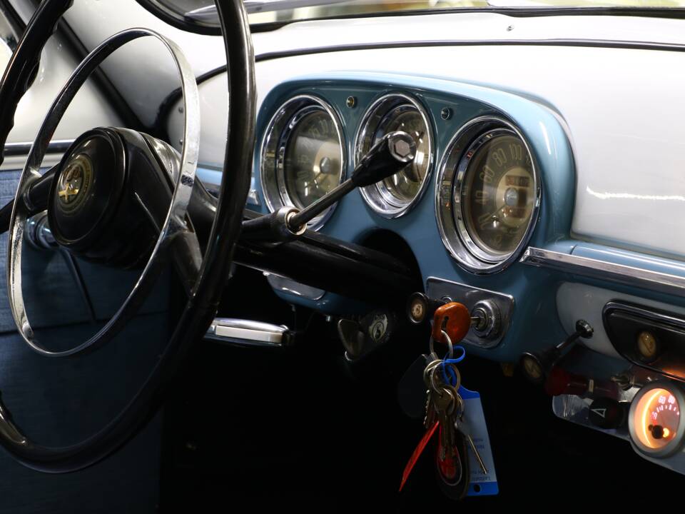 Image 21/27 of Alfa Romeo 1900 TI Super Berlina (1955)