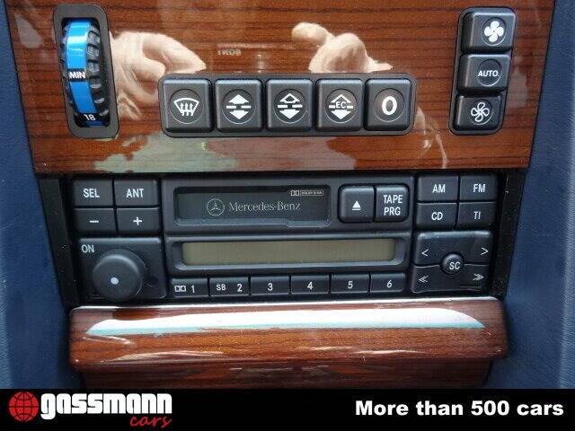 Bild 14/15 von Mercedes-Benz 300 SE (1991)