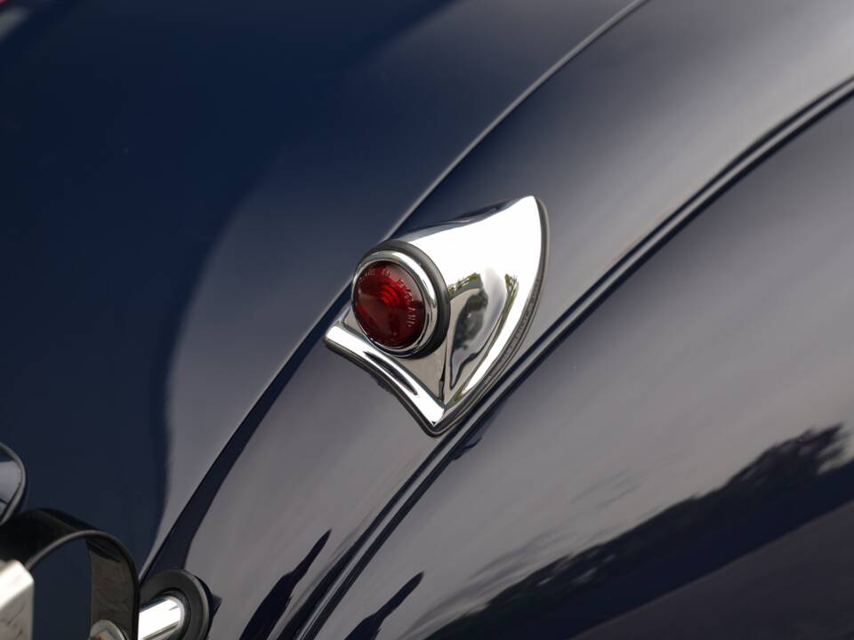 Bild 50/50 von Jaguar XK 120 SE OTS (1954)