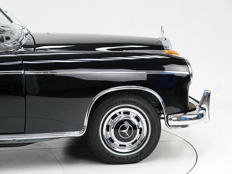 Immagine 7/15 di Mercedes-Benz 220 S Cabriolet (1959)
