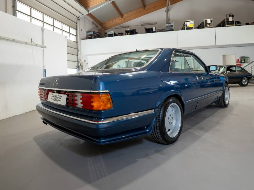 Image 5/27 of Mercedes-Benz 500 SEC (1988)
