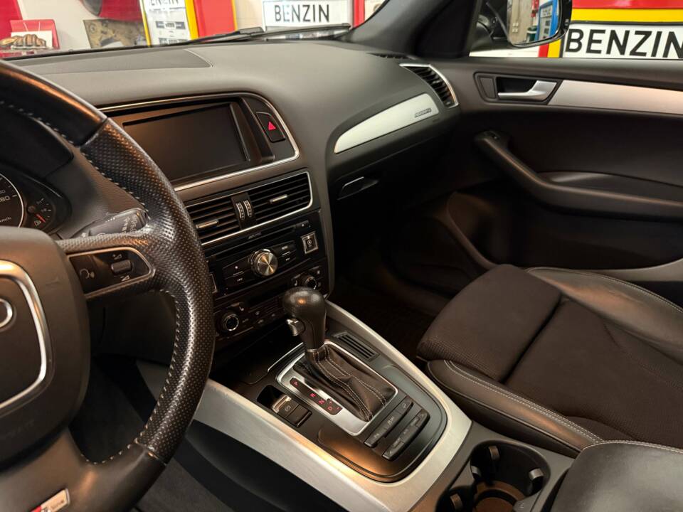 Image 11/18 of Audi Q5 3.0 TDI (2011)